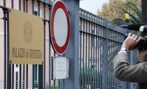 Sanremo: esercitavano abusivamente la professione, due falsi dentisti condannati in tribunale