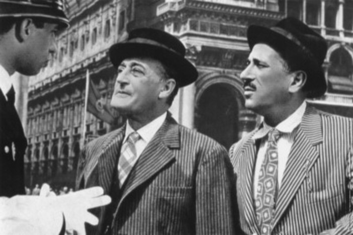 Per camminare dove dobbiamo camminare, per dove dobbiamo camminare? (Totò, Peppino e la... Malafemmina)