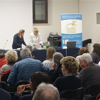 Sanremo: “Aspettando Villa Ormond in fiore” registra il successo strepitoso delle degustazioni di fiori eduli (Foto)