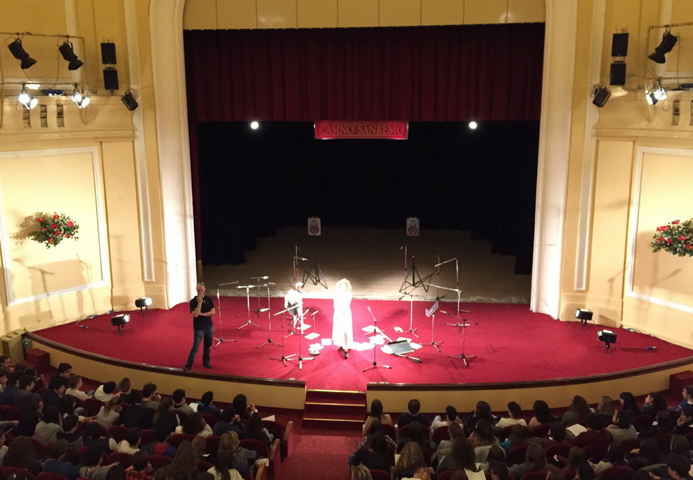 Casinò di Sanremo, sette spettacoli per la stagione teatrale 2026-2027: da “Forza Venite Gente” a Chiara Francini Casinò di Sanremo, sette spettacoli per la stagione teatrale 2026-2027: da “Forza Venite Gente” a Chiara Francini