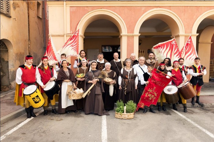 Un successo la partecipazione dei due gruppi di Ventimiglia a 'Telerealtà' di Breil sur Roya Un successo la partecipazione dei due gruppi di Ventimiglia a 'Telerealtà' di Breil sur Roya
