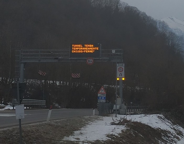 Chiusura temporanea del tunnel di Tenda per ripristino presidio dei Vigili del Fuoco francesi