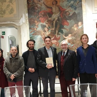 Bajardo Lectures 2025: l'Università d'Estate prende il via con un omaggio agli Alfieri di Castel Bajardo