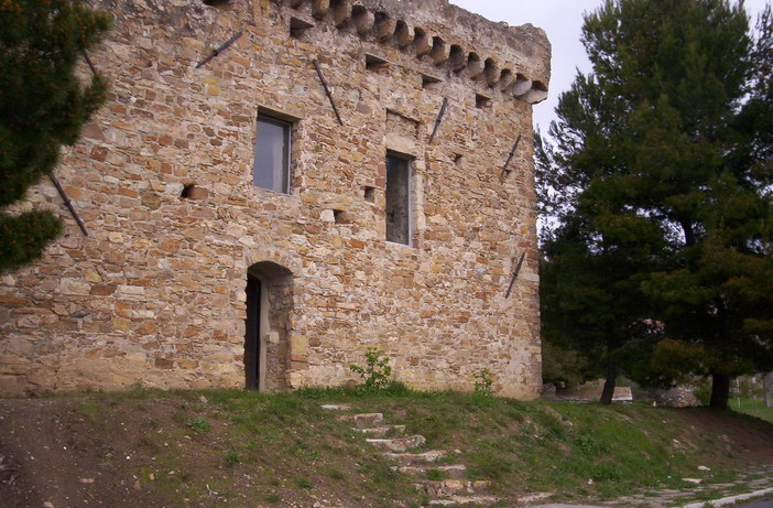 Cipressa: questa mattina nel Parco della Pietra, inaugurazione ufficiale del punto IAT Cipressa: questa mattina nel Parco della Pietra, inaugurazione ufficiale del punto IAT