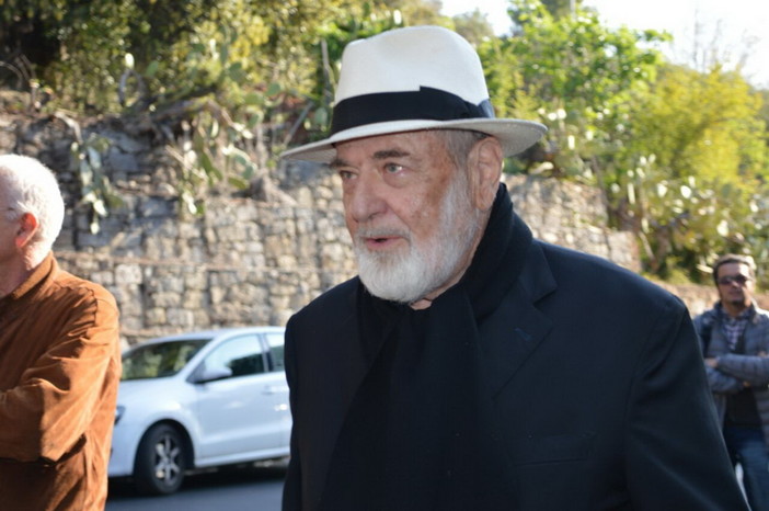 Ventimiglia: rimozione dell'opera di Pistoletto a Ponte San Ludovico, il PD "Inaccettabili le parole del Sindaco Di Muro"