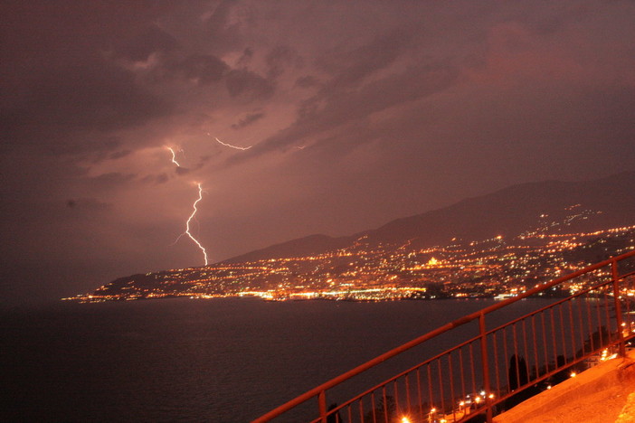 Maltempo in arrivo sulla nostra provincia: attenzione a venerdì e sabato quando le piogge la faranno da padrone Maltempo in arrivo sulla nostra provincia: attenzione a venerdì e sabato quando le piogge la faranno da padrone