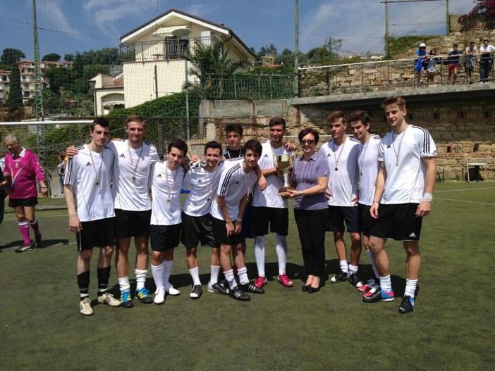 Sanremo: i risultati e le foto della finale del Torneo di calcio del liceo Cassini Sanremo: i risultati e le foto della finale del Torneo di calcio del liceo Cassini