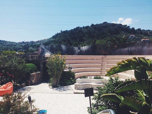 Diano Castello: lunedì 20 luglio, serata con apericena e musica live alle Terme Eira