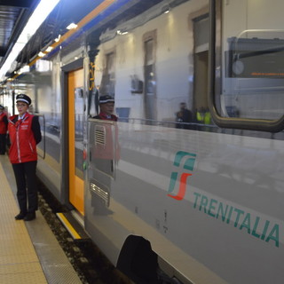 Maltempo nel savonese e treni bloccati tra Andora ed Albenga: proteste dei pendolari