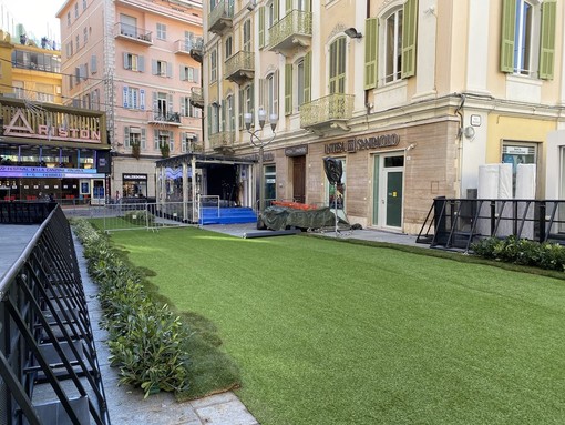 Per il 72° Festival di Sanremo il red carpet si fa 'green': ci sarà il prato vero davanti all'Ariston (Foto)