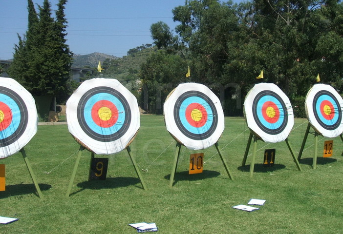 Tiro con l'Arco: exploit degli imperiesi ai campionati italiani Tiro di Campagna