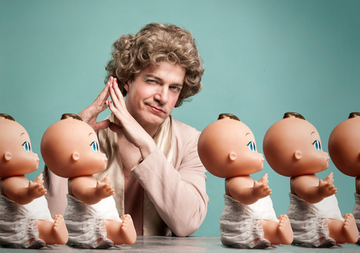 Imperia: venerdì prossimo alle 21.15 allo 'Spazio Vuoto' lo spettacolo ‘Guida estrema di puericultura’