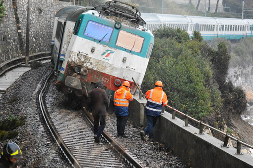 Andora: iniziano oggi i lavori di rimozione del terrapieno franato sui binari