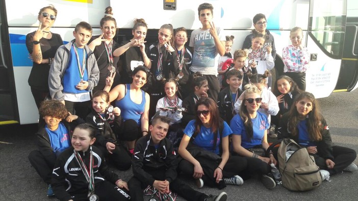 Con diversi i primi posti, la scuola 'Il Tempo della danza' di Camporosso comanda anche a Prato Con diversi i primi posti, la scuola 'Il Tempo della danza' di Camporosso comanda anche a Prato