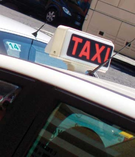 Sanremo: Taxi e accesso alle ZTL del centro, un operatore lancia un appello agli utenti