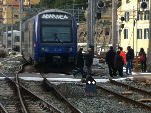 Traffico ferroviario in tilt dalla Francia all’Italia: stop di tre ore con numerosi treni soppressi in direzione Ventimiglia