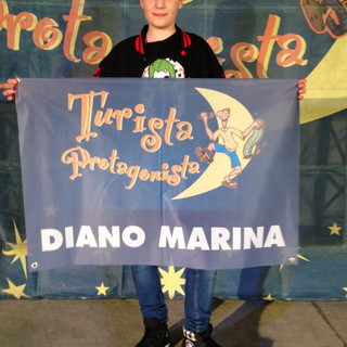 Grande successo ieri a Diano Marina per la prima delle due serate di 'Turista protagonista' Grande successo ieri a Diano Marina per la prima delle due serate di 'Turista protagonista'