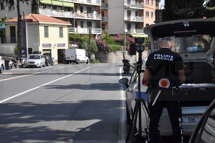 Sanremo: in arrivo quattro autovelox fissi, il Comune li noleggerà per corso Mazzini e corso Marconi Sanremo: in arrivo quattro autovelox fissi, il Comune li noleggerà per corso Mazzini e corso Marconi