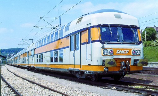 Sciopero alla Sncf: problemi per i lavoratori frontalieri che usano i treni per andare in Costa Azzurra Sciopero alla Sncf: problemi per i lavoratori frontalieri che usano i treni per andare in Costa Azzurra