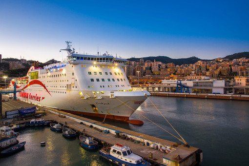 Traghetti Genova-Tunisi: tutti gli orari, le navi e i prezzi su Ticketferries.com Traghetti Genova-Tunisi: tutti gli orari, le navi e i prezzi su Ticketferries.com