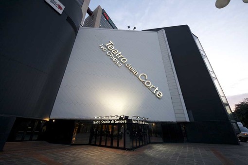 Il Liceo Aprosio di Ventimiglia… in movimento: gli alunni venerdì scorso a teatro a Genova