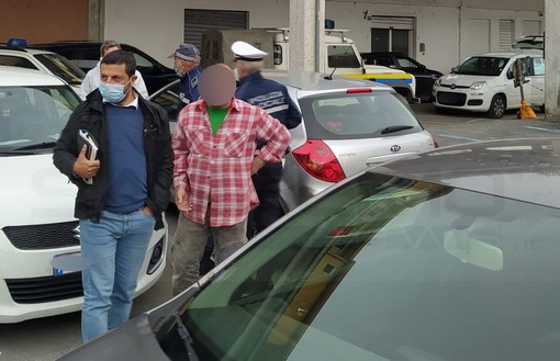 Vallecrosia: dopo gli ingorghi di ieri 'drive trough' con i tamponi senza problemi, Biasi "Tutto ok"