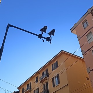 Ventimiglia: un nostro lettore scrive alla Municipale "Ma i semafori sono veramente intelligenti" Ventimiglia: un nostro lettore scrive alla Municipale "Ma i semafori sono veramente intelligenti"