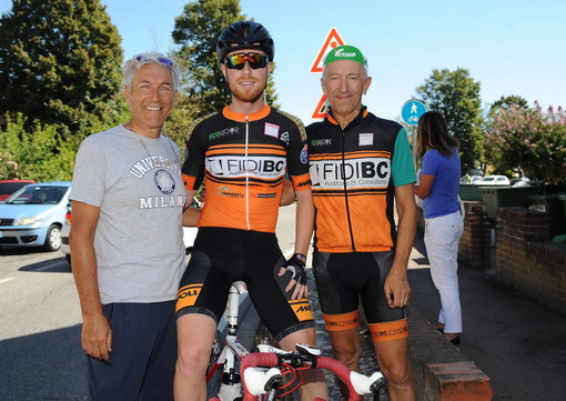 Ciclismo: team 'Blu di Mare', 13 vittorie e 16 secondi posti nella stagione che sta per concludersi