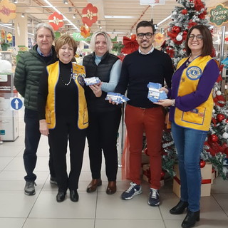 Ventimiglia: consegnate nel weekend dell'Epifania dal Lions Club le tessere per le famiglie bisognone