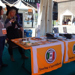 Airole, Apricale, Dolceacqua, Perinaldo, Pigna, Seborga e Triora tra i Comuni liguri premiati con la Bandiera Arancione