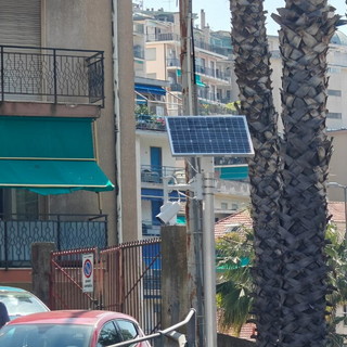 Raccolta differenziata, dalla Provincia di Imperia 140mila euro per tre Comuni del Bacino Sanremese: telecamere ed ecoisole