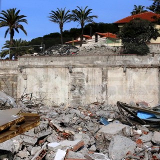 Bordighera: nessuna necropoli sotto la rotonda, trovate due piccole schegge di ossa e due munizioni