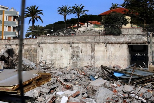 Bordighera: nessuna necropoli sotto la rotonda, trovate due piccole schegge di ossa e due munizioni