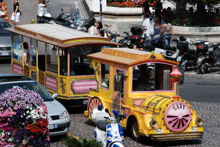 Sanremo: domenica un'escursione a terra e in mare
