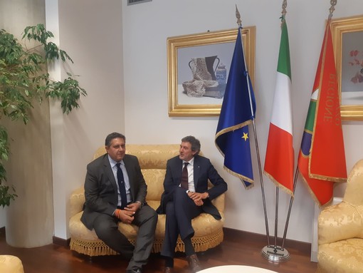 Regione: Toti incontra il presidente dell'Abruzzo Marsilio &quot;Disponibilità ad affrontare tematiche su gestione, sviluppo e promozione dei territori&quot;