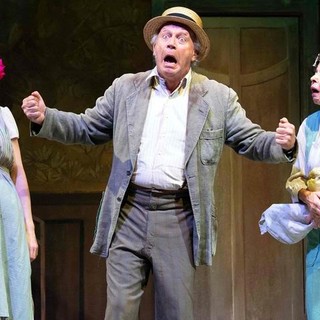 'Uomo e Galantuomo' risplende al teatro comunale di Ventimiglia (Foto)