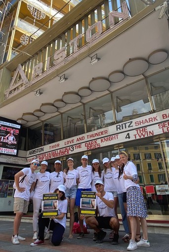 Sanremo: domani sera all'Ariston evento speciale con la proiezione del film “Unplanned” (Video)