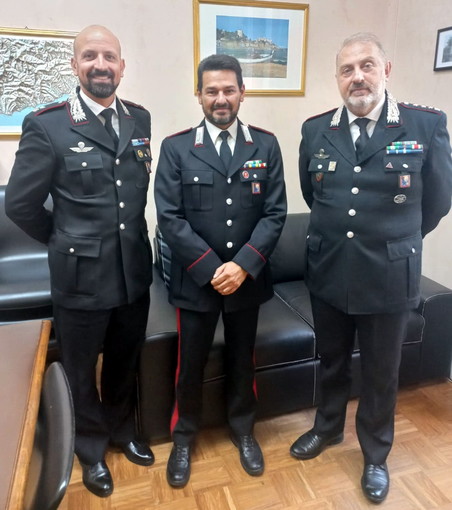 Perinaldo: il Brigadiere Celestino Carcangiu lascia il servizio attivo nell'Arma dei Carabinieri Perinaldo: il Brigadiere Celestino Carcangiu lascia il servizio attivo nell'Arma dei Carabinieri