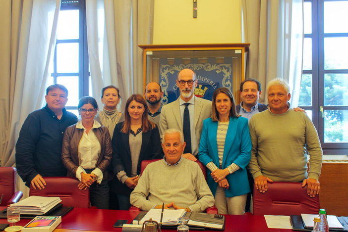 Imperia: ultima seduta di Giunta, Polis ringrazia Sindaco Scajola e assessori per il lavoro svolto Imperia: ultima seduta di Giunta, Polis ringrazia Sindaco Scajola e assessori per il lavoro svolto