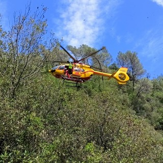 Dolceacqua: uomo trovato senza vita nel rio Barbaira, inutile la mobilitazione di soccorsi (Foto e Video)