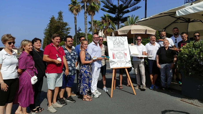 Torna “Bordighera Un mare di sapori”: buona cucina e musica animeranno il Lungomare Argentina (Foto e video)