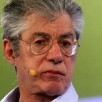 Morte di Umberto Bossi: cordoglio in provincia, Piana e Di Muro ricordano il fondatore della Lega