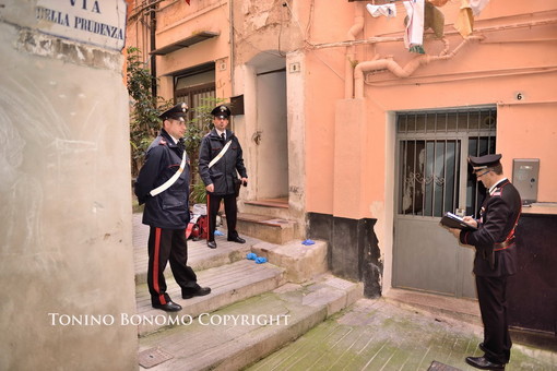 Sanremo: anziano trovato morto nella tarda mattinata in via Riccobono, deceduto per cause naturali