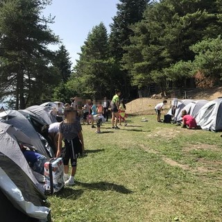 Una notte in tenda, Gibelli: "Ai bambini soggiorno offerto dal comune di Camporosso" (Foto) Una notte in tenda, Gibelli: "Ai bambini soggiorno offerto dal comune di Camporosso" (Foto)