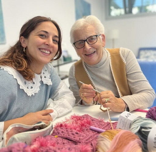 Sanremo, tre pomeriggi dedicati all’uncinetto: all’Over Senior Residence arrivano i laboratori creativi “Uncinettiamo Insieme” Sanremo, tre pomeriggi dedicati all’uncinetto: all’Over Senior Residence arrivano i laboratori creativi “Uncinettiamo Insieme”