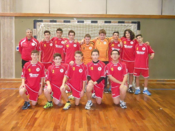 La Pallamano Ventimiglia ricomincia con una sonante vittoria esterna nel derby contro la San Camillo Imperia