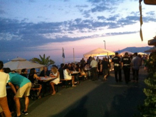 Bordighera: torna questa sera sul lungomare Argentina l'appuntamento con 'Un mare di sapori'