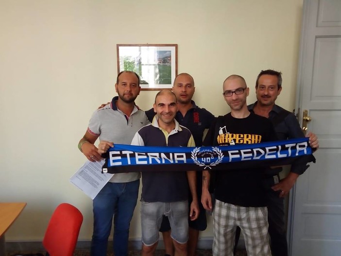Gli Ultras Imperia con l'Assessore Simone Vassallo Gli Ultras Imperia con l'Assessore Simone Vassallo