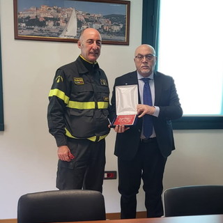 Imperia: visita del Prefetto Valerio Massimo Romeo al comando provinciale dei Vigili del Fuoco Imperia: visita del Prefetto Valerio Massimo Romeo al comando provinciale dei Vigili del Fuoco