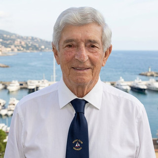 Addio a Enzo Alessi, storico maestro della vela a Sanremo: una vita tra mare, famiglia e insegnamento